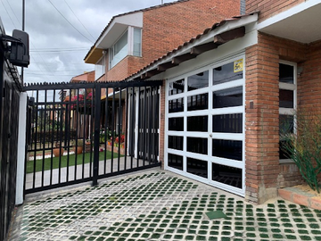 VENTA de CASAS en BOGOTA