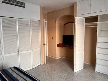Hermosa vista en Condominios El Faro, excelente ubicación en medio de todo!