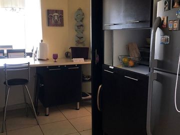 En Parque La Gloria, 3 Recamaras, 2.5 Baños, Alberca, Jardín, Jacuzzi, Seguridad