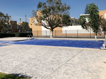En Parque La Gloria, 3 Recamaras, 2.5 Baños, Alberca, Jardín, Jacuzzi, Seguridad