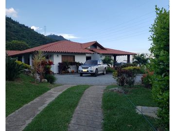 Finca en venta en Barbosa