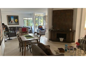 VENTA  APARTAMENTO DUPLEX CERCA AL MALL SAN LUCAS.