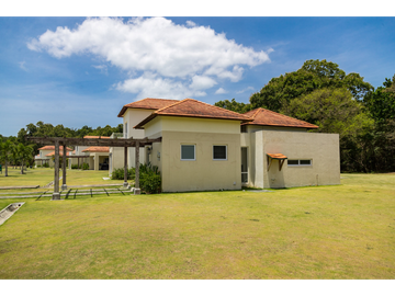 Casa en Urb.Costa Blanca Golf & Villa, Coclé