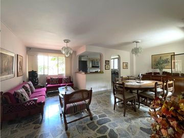 APARTAMENTO EN VENTA REMODELADO SECTOR CERRO NUTIBARA PARTE BAJA.