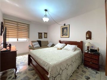 APARTAMENTO EN VENTA REMODELADO SECTOR CERRO NUTIBARA PARTE BAJA.