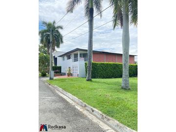 VENTA CASA EN CONJUNTO RESIDENCIAL RANCHO CHICO ANDALUCA VALLE.