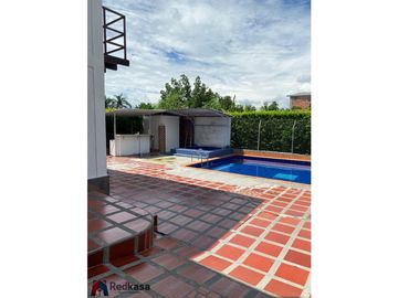VENTA CASA EN CONJUNTO RESIDENCIAL RANCHO CHICO ANDALUCA VALLE.