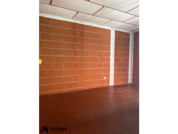 VENTA CASA EN CONJUNTO RESIDENCIAL RANCHO CHICO ANDALUCA VALLE.