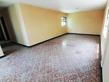 Edificio en venta en el Centro de Puebla con 8 Depas y Local Comercial