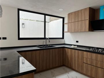 Casa En Venta Dentro De Fraccionamiento En San Andres Cholula