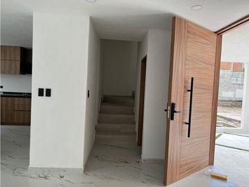 Casa En Venta Dentro De Fraccionamiento En San Andres Cholula