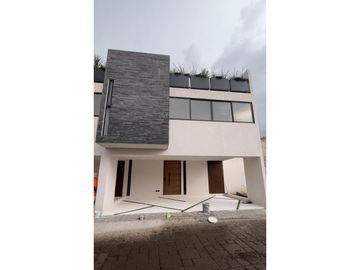 Casa En Venta Dentro De Fraccionamiento En San Andres Cholula