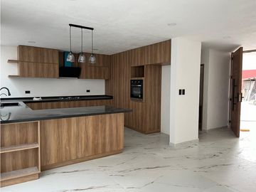 Casa En Venta Dentro De Fraccionamiento En San Andres Cholula