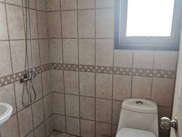VENDO CASA REMODELADA EN POB JORGE ALESSANDRI,  CORONEL