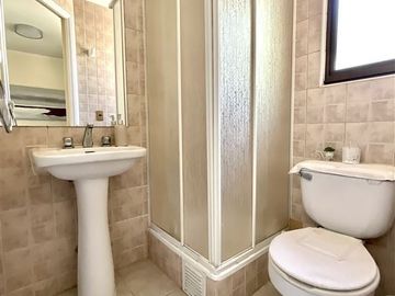 Casa en Venta en San Ramón / San Carlos De apoquindo