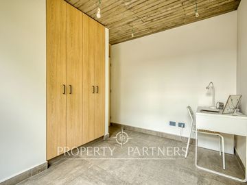 ¡IMPERDIBLE! Moderno y NUEVO Townhouse de diseño contemporáneo con jardín privado, Las Condes