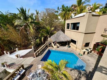 CASA EN VENTA EN FRACC PRIVADO CON PLAYA Y CANCHAS DE TENIS