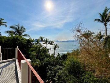 CASA EN VENTA EN FRACC PRIVADO CON PLAYA Y CANCHAS DE TENIS