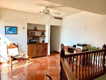 CASA EN VENTA EN FRACC PRIVADO CON PLAYA Y CANCHAS DE TENIS