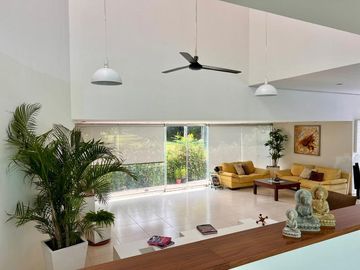 Real del Contry Manzanillo, casa amplia con alberca privada