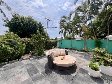 Real del Contry Manzanillo, casa amplia con alberca privada