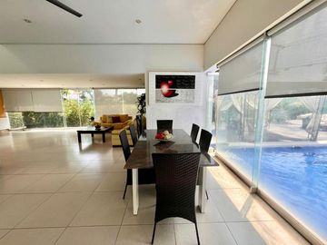 Real del Contry Manzanillo, casa amplia con alberca privada