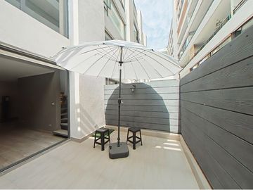 ¡Vive en Santiago! Lofts, Metro Toesca