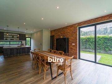 PRECIOSA CASA DE CAMPO EN VENTA, LA QUEBRADA, CIENEGUILLA