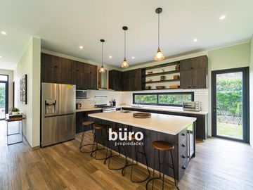 PRECIOSA CASA DE CAMPO EN VENTA, LA QUEBRADA, CIENEGUILLA
