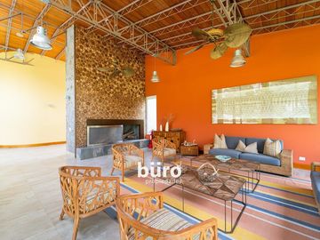 PRECIOSA CASA DE CAMPO EN VENTA, LA QUEBRADA, CIENEGUILLA