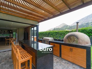 PRECIOSA CASA DE CAMPO EN VENTA, LA QUEBRADA, CIENEGUILLA