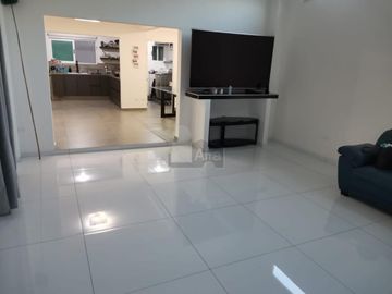 Casa en venta, Portal de Cumbres, Monterrey, Nuevo León.
