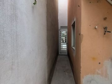 CASA EN VENTA EN COL. MITRAS BICENTENARIO
