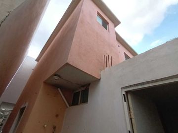 CASA EN VENTA EN COL. MITRAS BICENTENARIO