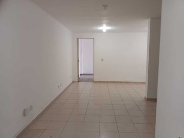 CASA EN VENTA EN COL. MITRAS BICENTENARIO