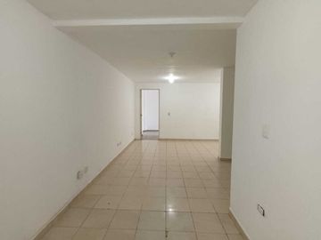 CASA EN VENTA EN COL. MITRAS BICENTENARIO