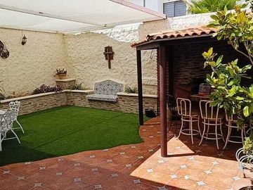 CASA EN ENTA EN COL.  AVÍCOLA