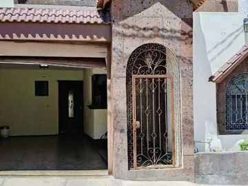CASA EN ENTA EN COL.  AVÍCOLA