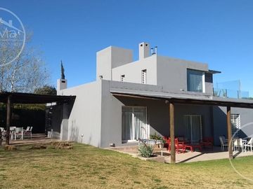 Casa - Villa Allende