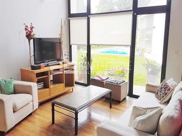 Daniela Esteche Realty  & Home. Venta en Golfers Country Club.