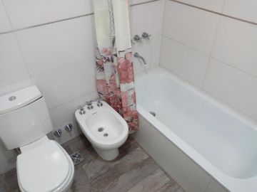 Monoambiente a la venta en Remedios De Escalada