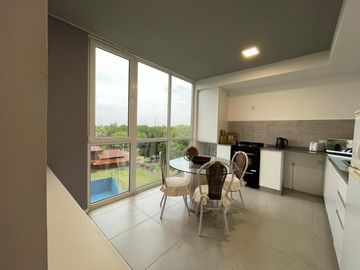 Amoblado. 2 ambientes. amenities  gimnasio y pileta.