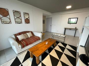 Amoblado. 2 ambientes. amenities  gimnasio y pileta.