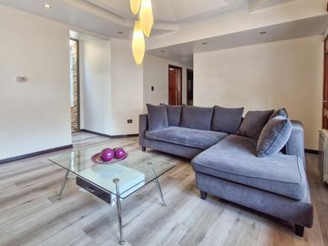 Venta Casa 4 amb.  3 dorm., 2 baños, dependencia, Lav, coch.  patio, R.Balbin 2500 , Lanus