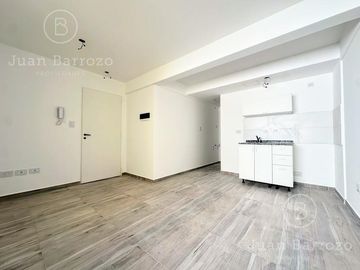 Venta EN POZO. Monoambiente en Lomas de Zamora