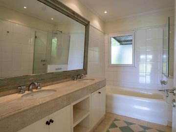 Venta Casa Centauros  Country Club  General Rodriguez