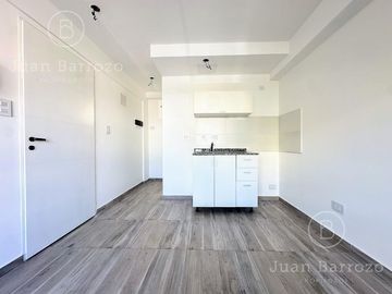 Venta en Pozo. 2 ambientes en Planta Baja. Lomas de Zamora