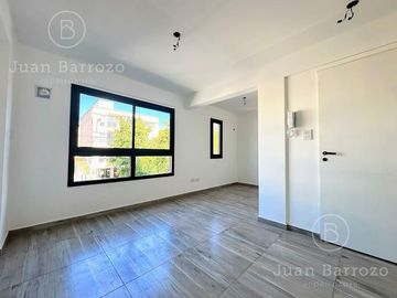 Venta en Pozo. 2 ambientes en Planta Baja. Lomas de Zamora