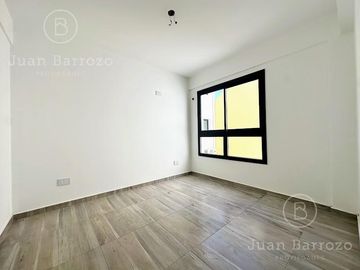 Venta en Pozo. 2 ambientes en Planta Baja. Lomas de Zamora