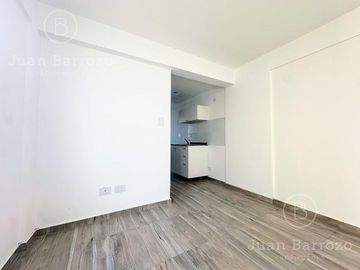 Venta en Pozo. 2 ambientes en Planta Baja. Lomas de Zamora